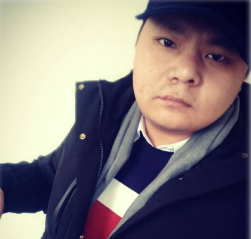 云工创客-黄大白