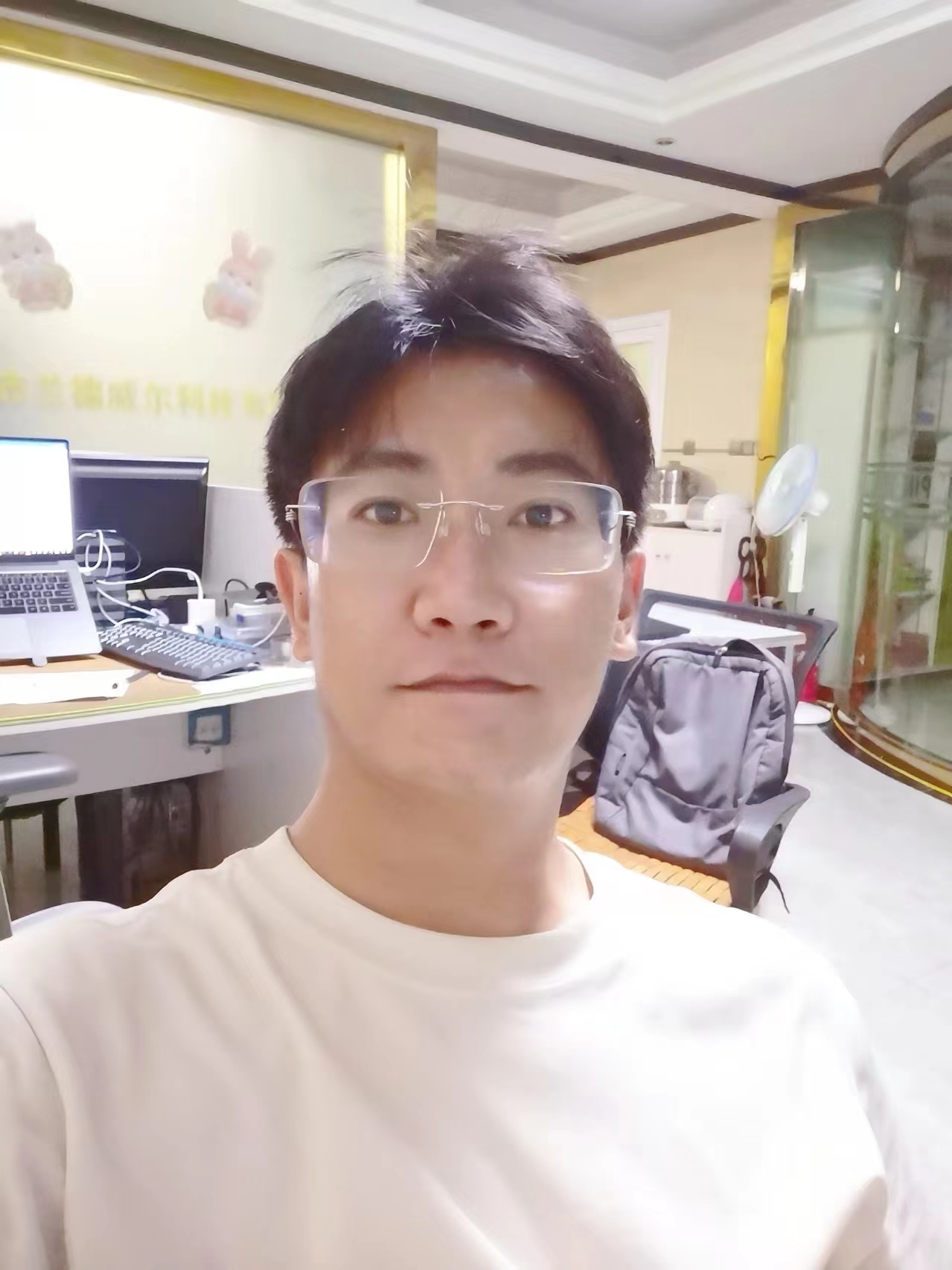 云工创客-深圳简意匠心工业设计